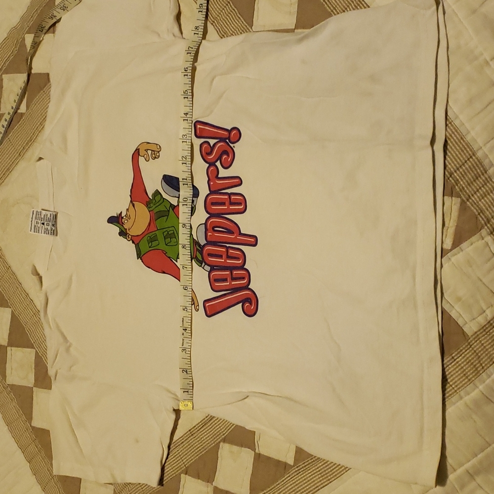 Free with bundle/ purchase. Cute tshirr